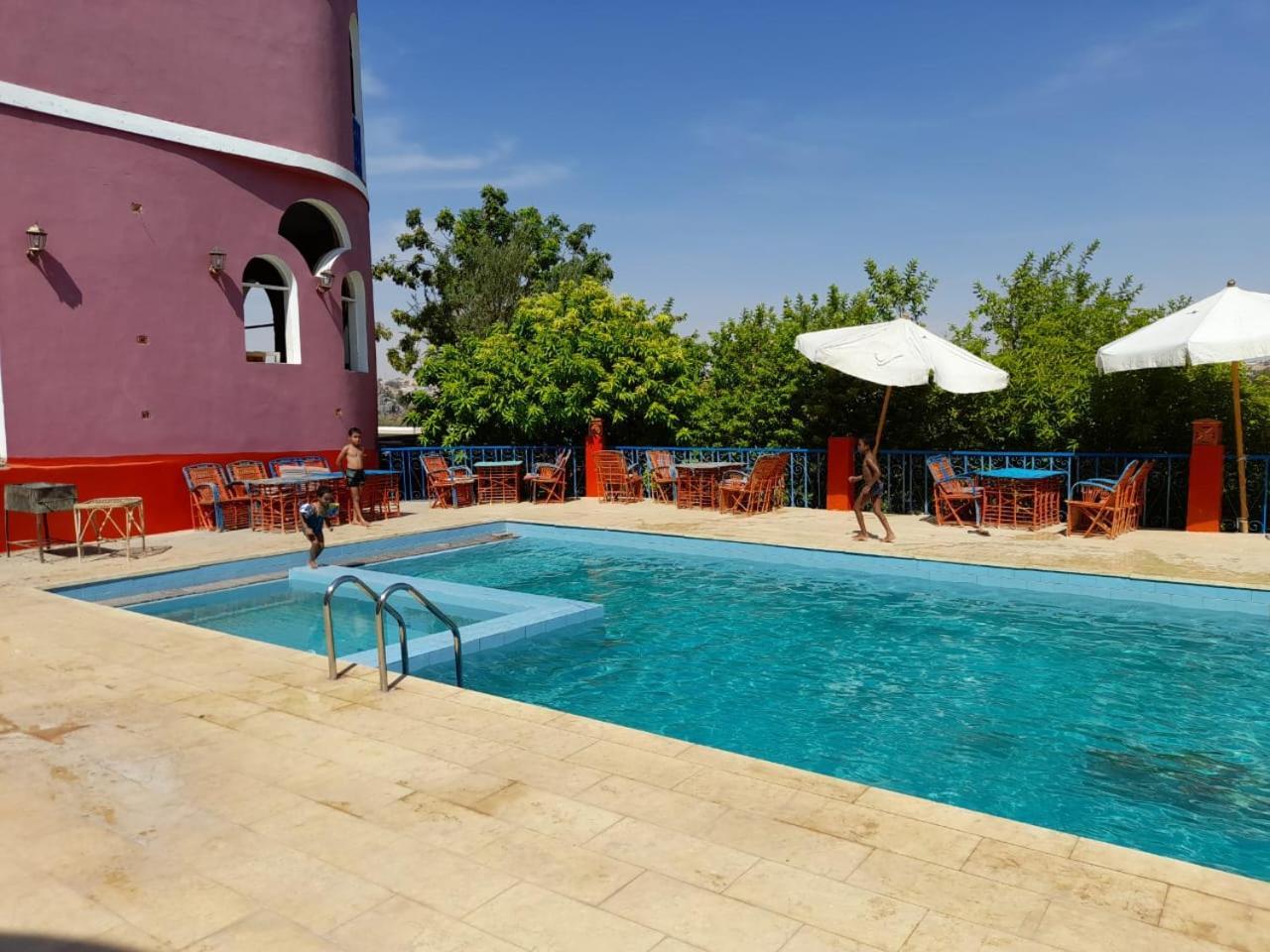Kato Narty Hotel Aswan Bagian luar foto